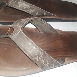 KEEN ALL LEATHER SANDALS